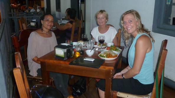 Nora, Sabine og eg - På "Toro Negro" i Liberia.