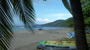 Playa Hermosa - i regnbyge :)