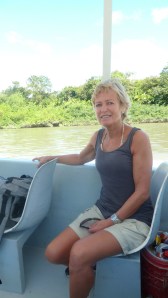 Elvebåt på Tempisque.